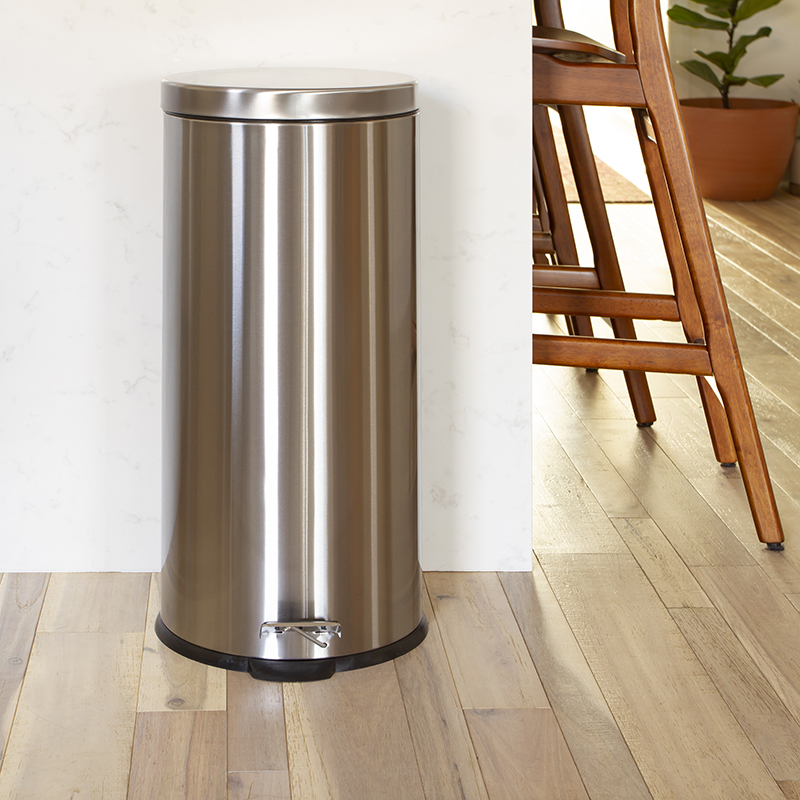 Stainless Steel Trash Can - Fingerprint Resistant, Soft Close, Step Lid -  7.9 Gallon - Lodging Kit Company